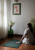 Load image into Gallery viewer, Green Polka Jute Mat